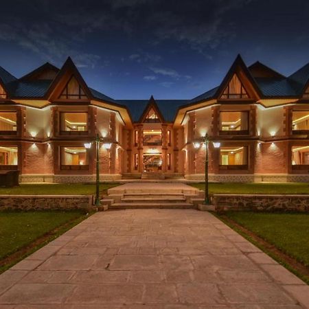 Hotel Village Walk Sonāmarg エクステリア 写真
