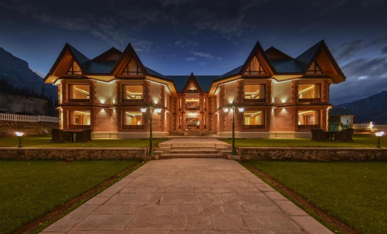 Hotel Village Walk Sonāmarg エクステリア 写真
